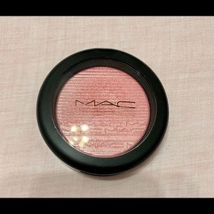 MAC Into The Pink Extra Dimension Blush